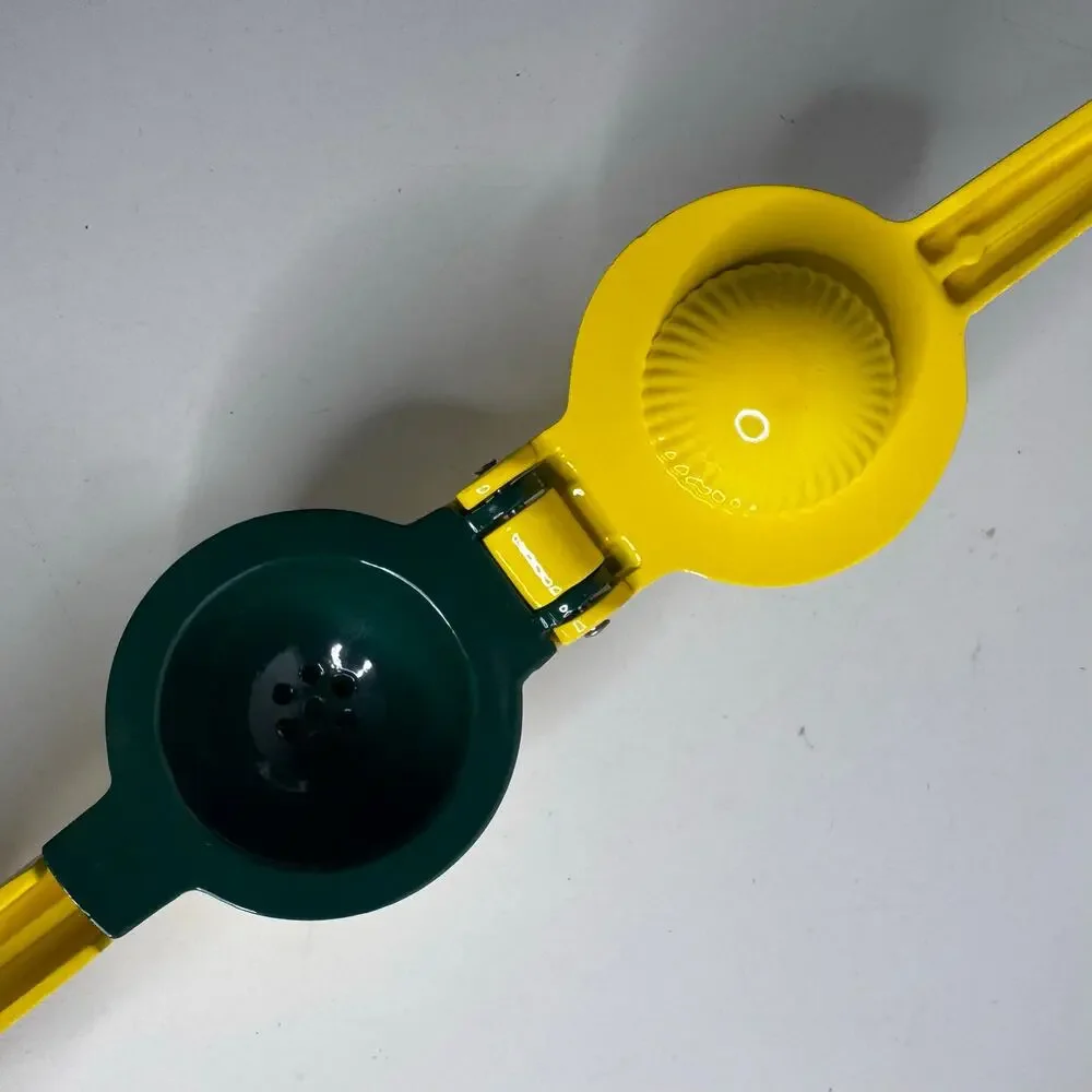 Lemon Lime Dual Squeezer  Hand Juicer Easy Use Yellow/Green